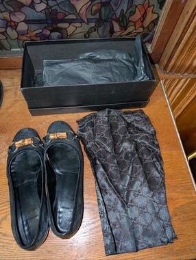 Gucci Black Flats with Bamboo Horsebit